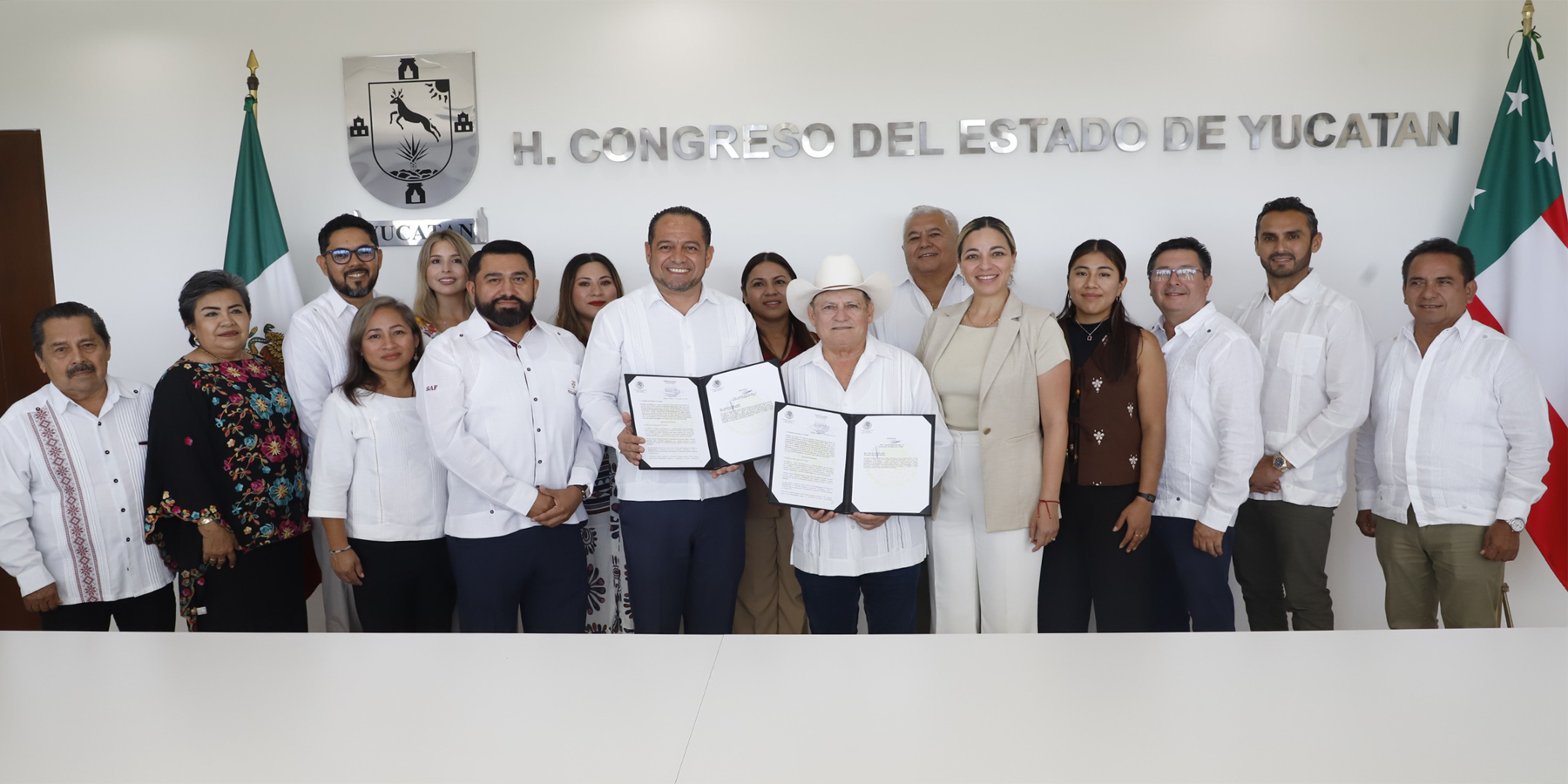 Congreso de Yucatán recibe del Ejecutivo Estatal iniciativa de financiamiento para el plan bienestar metropolitano