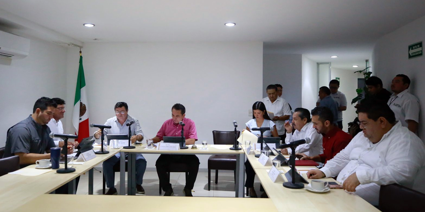 Comisión de Presupuesto avanza en donaciones de bienes para Progreso, Tinum e Izamal