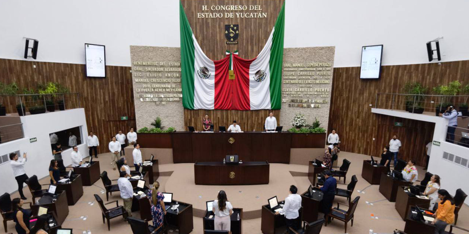 CONGRESO DEL ESTADO DE YUCATÁN | YUCATÁN HACE HISTORIA CON LA LEY 3 DE 3